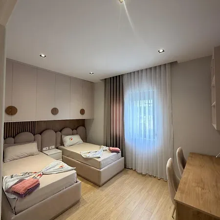 Properhome Luxury 2 * Gjirokaster