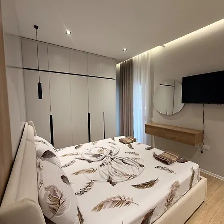 Properhome Luxury 2 * Gjirokaster
