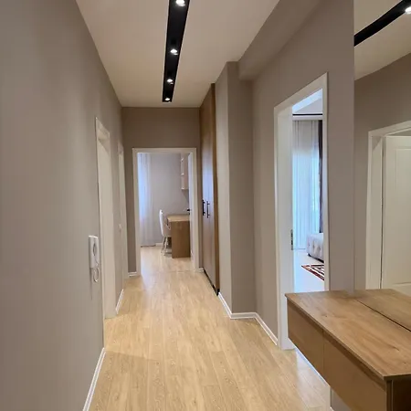 Properhome Luxury 2 Apartment